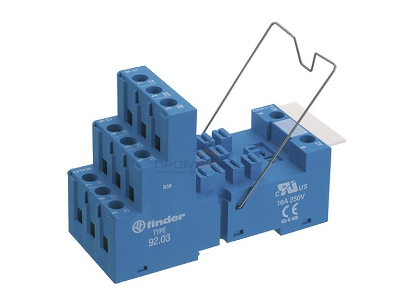 Розетка Finder 92.03 с винтовыми клеммами для реле 62.32/62.33 (с зажимной клетью)